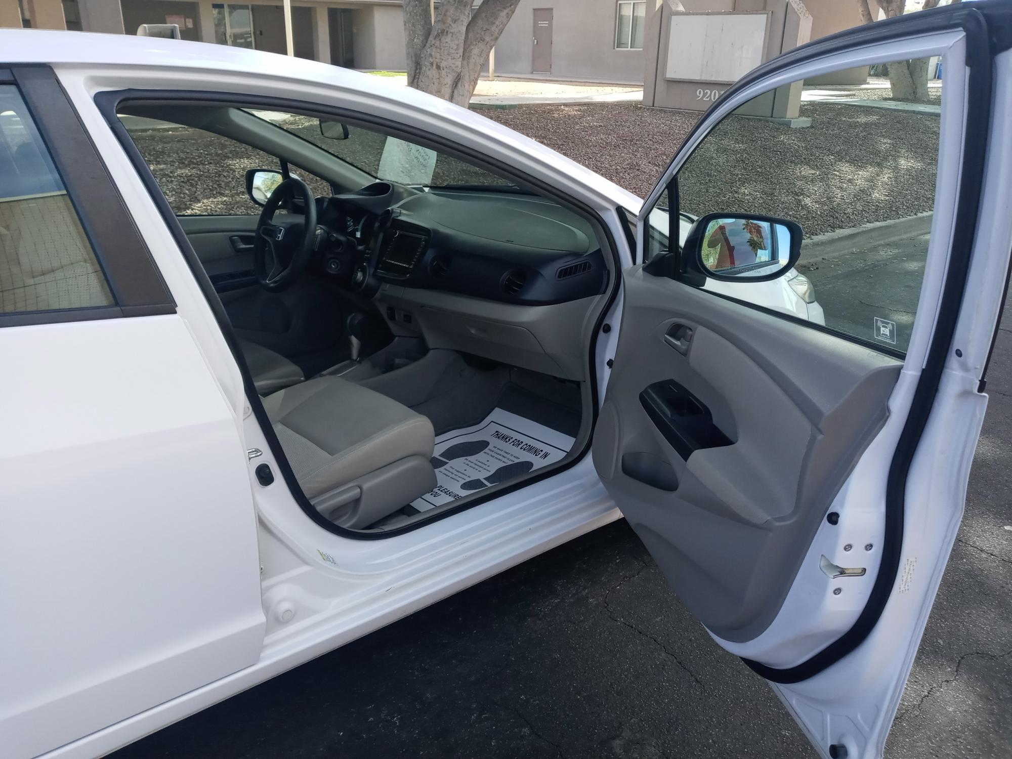 2010 Honda Insight - JHMZE2H73AS007437 - Image #12
