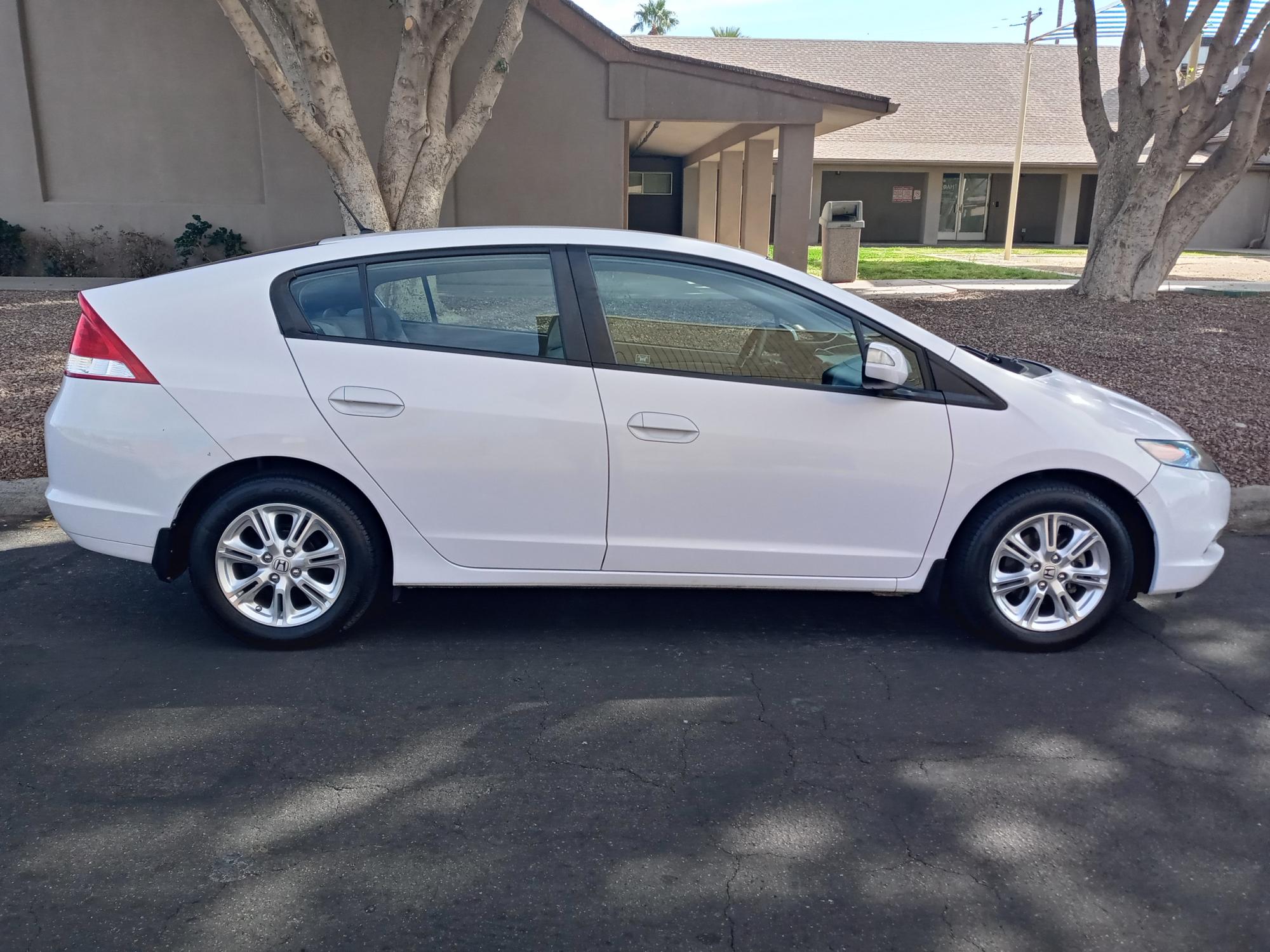2010 Honda Insight - JHMZE2H73AS007437 - Image #5