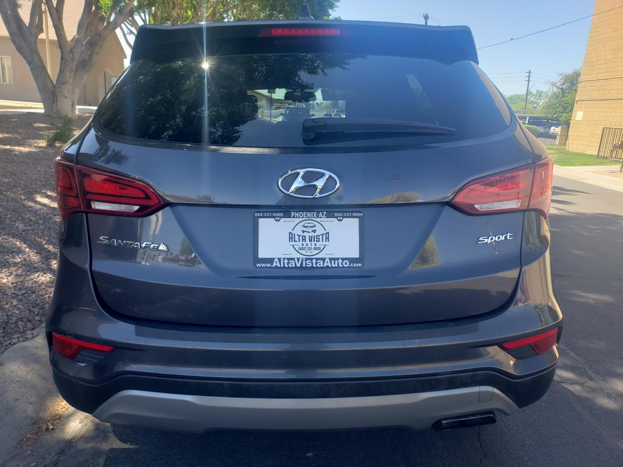 2017 Hyundai Santa Fe - 5XYZU3LBXHG386622 - Image #7